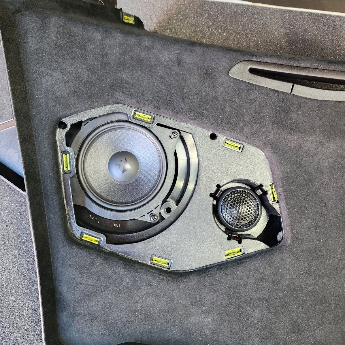 Lamborghini Huracán - Speaker DSP Amplified Package | HELIX Ci3