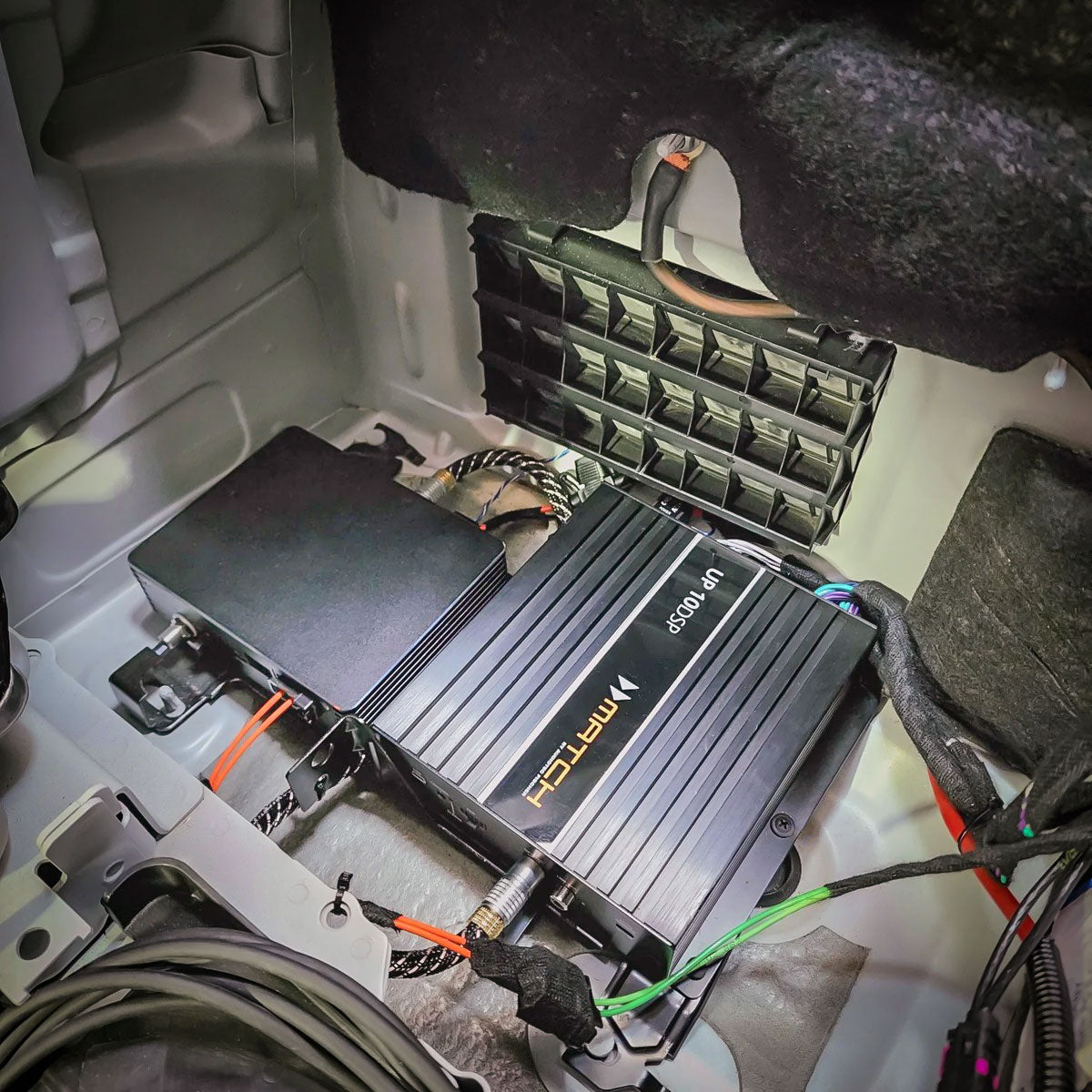 Toyota GR Supra (2019-) JBL - DSP Amplifier + PnP Harness | MATCH UP 10DSP