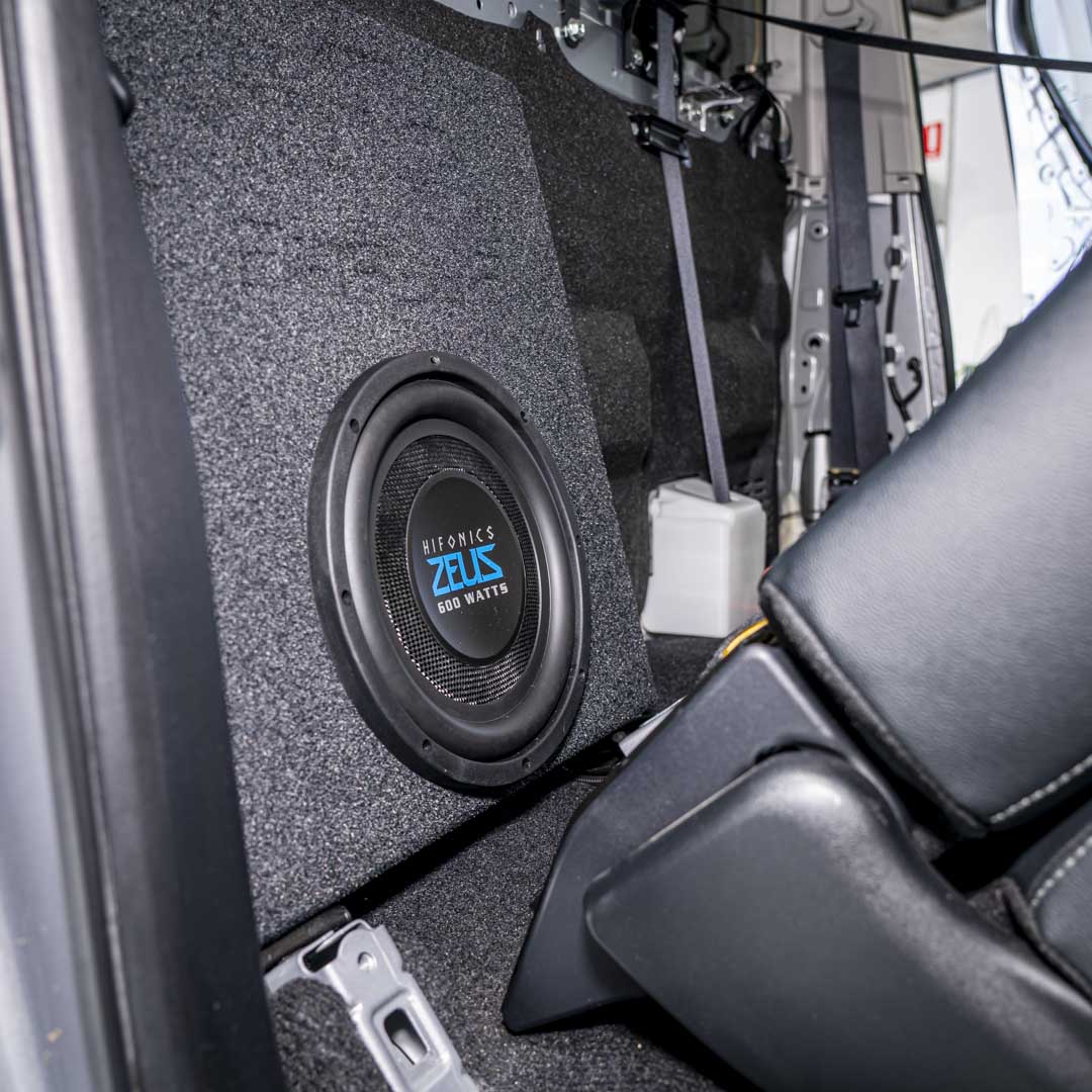 BASSER Toyota Hilux 2015-2023 - 10" Premium Fit-Box Subwoofer MDF Enclosure 15L